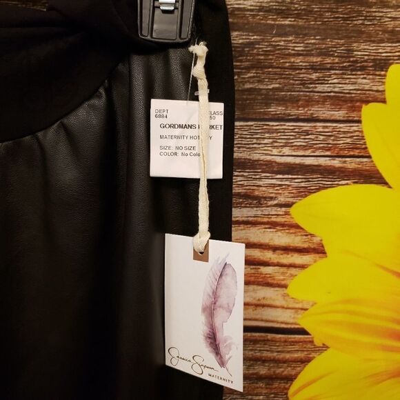 Jessica Simpson Maternity Faux Leather black pants - Picture 5 of 6